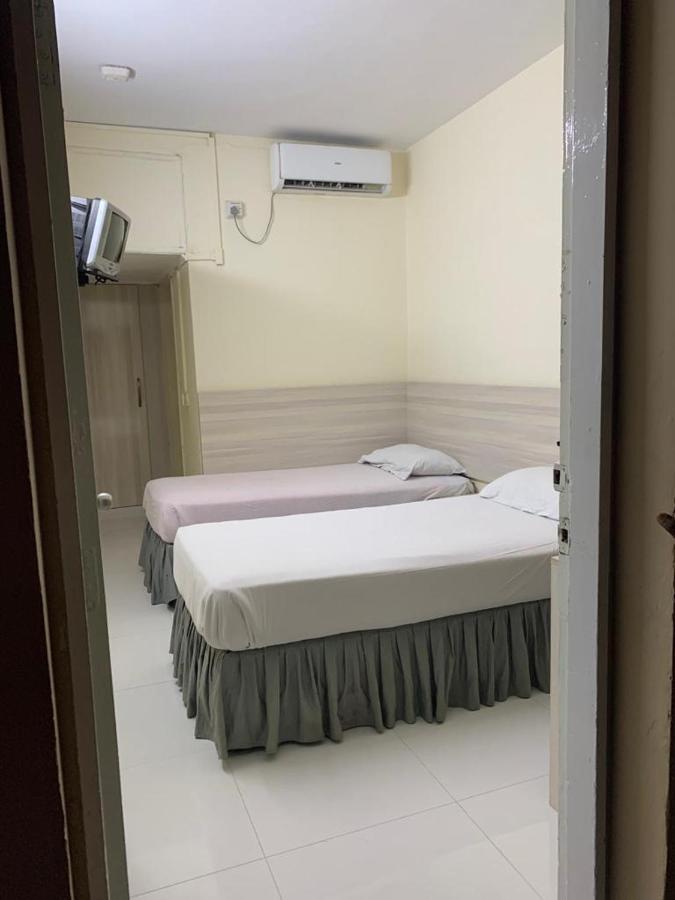 Airport Hotel Karachi Exterior photo